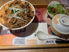 -桃花丼烧肉饭(凯丹商场店)