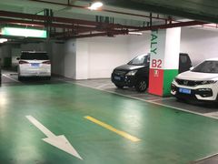 -红星美凯龙国际家居博览中心至尊mall停车场