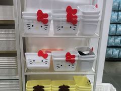 -名创优品(万达广场河东店)