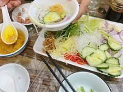 -官塘陈记鱼生·潮汕砂锅粥·牛肉火锅(潮枫路总店)