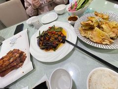 -黄家饺子东北特色菜馆(湖滨商业街店)