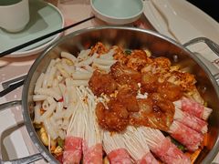 -黄记煌三汁焖锅(新佳丽江汉路店)