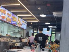 -明本湛江鸡•海鲜小厨(陈家祠店)