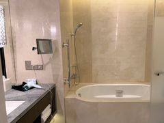 -舟山希尔顿酒店