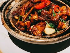 -穹六人间 people 6(岳阳路店)