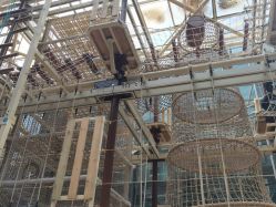 -PIPIKINGDOM皮皮王国欢乐号(欢乐海岸购物中心店)