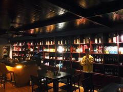 -顽啤熊·酒客酒馆(苏城夜景必选店)