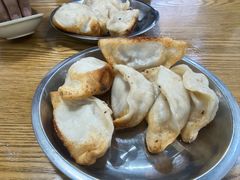 -黄阿姨锅贴大王(万航渡路店)