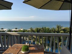 餐厅面朝大海-美奈海崖度假酒店