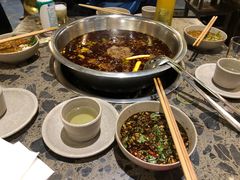 -肖肖酸萝卜鱼火锅(总店)