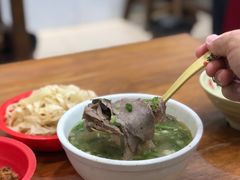 -龙鳞路第一家牛肉汤