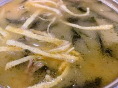 韩式海带汤配米饭-老炉家木炭烤肉(长江国际店)