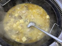 -九妹农家大铁锅东北菜(江湾店)