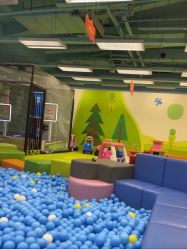 -莫莉幻想儿童乐园(郑州丹尼斯三天地店)