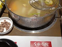 -左庭右院鲜牛肉火锅(新梅广场店)