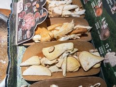 -芸山季·云南山珍菌火锅(人民广场来福士店)