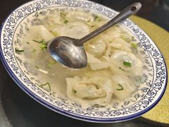 鲜汤云吞-得意楼蒸菜馆
