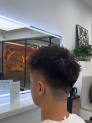 点击看大图 -尤司男士国潮理发馆