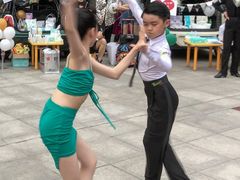 -炫艺舞蹈培训中心(枫尚奥特莱斯店)