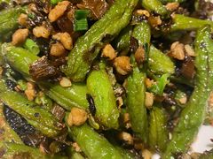 干煸四季豆-渝信川菜 · 川味家常菜(长安店)