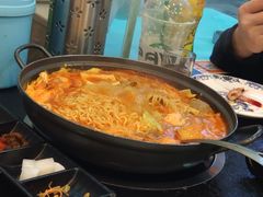 韩式芝士年糕拉面火锅-烤路里·韩国品质自助烤肉(石路天虹4号店)