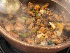 -胡须佬鸡煲四季火锅店(石厦西村直营店)