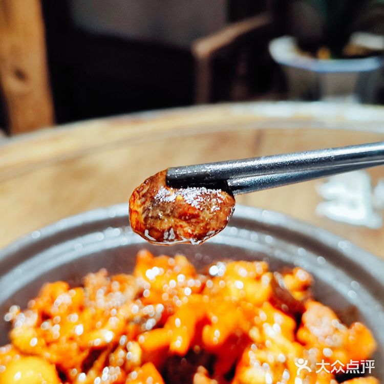 三杯鸡旗舰店：一杯米酒、一杯猪油、一杯酱油