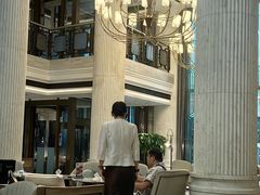 -浅深(世茂滨江精品店)