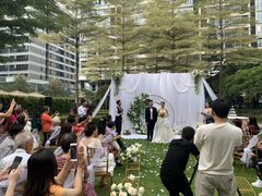 -广州花都皇冠假日酒店