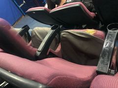 -和平影视娱乐城