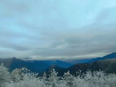-牛背山
