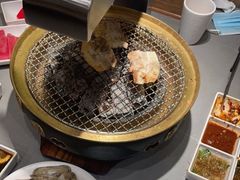 -山焱·炭火自助烤肉(周浦万达店)
