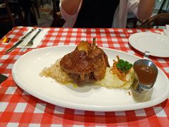 -1886德国汽车餐厅(外滩十六铺码头店)