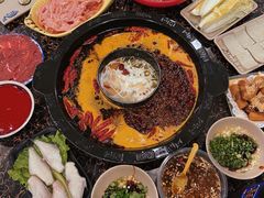渝九格火锅-八一路好吃街(雨田商务大厦店)