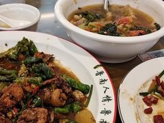 -鲁南仔·滕州炒鸡(经三路店)