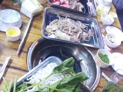 -金鼎雪山牦牛杂火锅(理县总店)