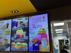-麦当劳(轻轨曹杨路店)