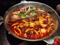 -湊湊火锅·茶憩(新中关购物中心店)