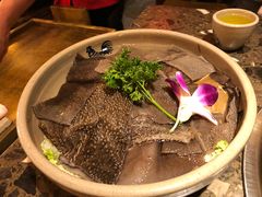 精品毛肚-小龙坎火锅(双林店)
