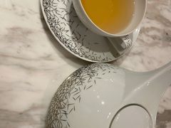 荔枝白茶-théATRE 茶聚场(王府中環店)