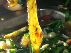 麻辣宽粉-86烧烤 | 江湖菜(石人总店)