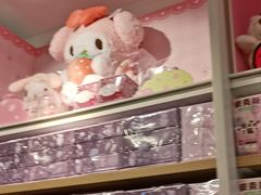 -名创优品(江南新地店)