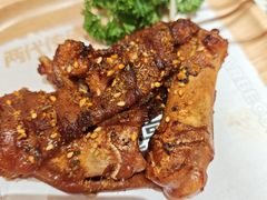 -小董哥烤串·爆汁大油边(故宫店)