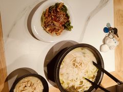 -鸡汤过桥·过桥米线