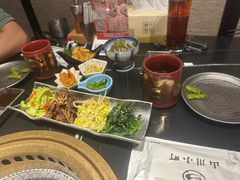 -山川小町·极番烧肉(新地假日广场店)