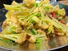 腊牛肉炒有机花菜-胖老汉新疆特色椒麻鸡(南门店)