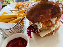 -WOLFGANG PUCK KITCHEN & BAR(迪士尼小镇店)