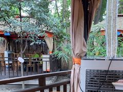 -二荆条·蜀鲜汇城市森林火锅