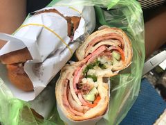-Bánh Mì Huynh Hoa