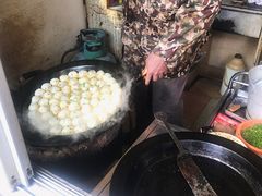 -老字号眼镜子煎包汤包店